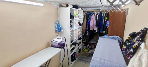 3-к квартира, 1/2 эт., 66м²