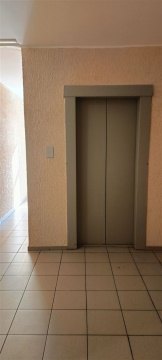 1-к квартира, 4/10 эт., 40м²