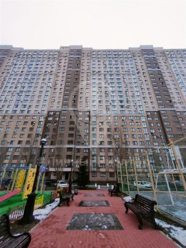 1-к квартира, 12/25 эт., 40м²