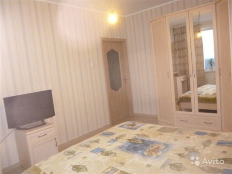 3-к квартира, 10/18 эт., 90м²