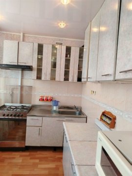 3-к квартира, 4/5 эт., 61м²