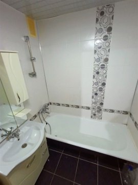 1-к квартира, 8/10 эт., 40м²